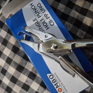 One Hole Punch / Pembolong Kertas 1 Lubang / Perforator Single Hole / Pelubang Kertas 1 Hole UNO