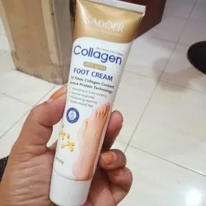 Collagen Foot Cream 60g Krim Kaki Kering Dan Kasar foot cream Perbaikan Anti Kering Retak Perawatan Kulit - Mencegah Kekeringan Mencegah Kaki Retak Krim Pelembab Dalam Krim Perawatan Kaki Krim Tumit Kaki Kapalan Pecah Kasar