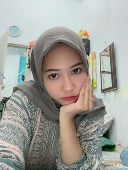 Product Review of Paris Jadul // Hijab Segi Empat Paris Legend jilbab paris jadul from y**7 0