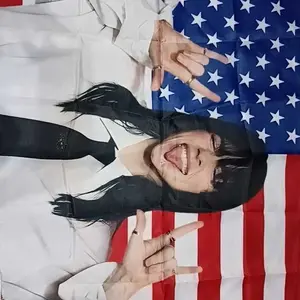 Bendera Custom Aespa Members American Flag Tapestry Kpop Merch Decor Bahan Tetron Asli Warna Pekat Full Printing Ukuran 40x60 cm hingga 100x200 cm Free Biaya Desain Bisa Pakai Foto Idol Kalian