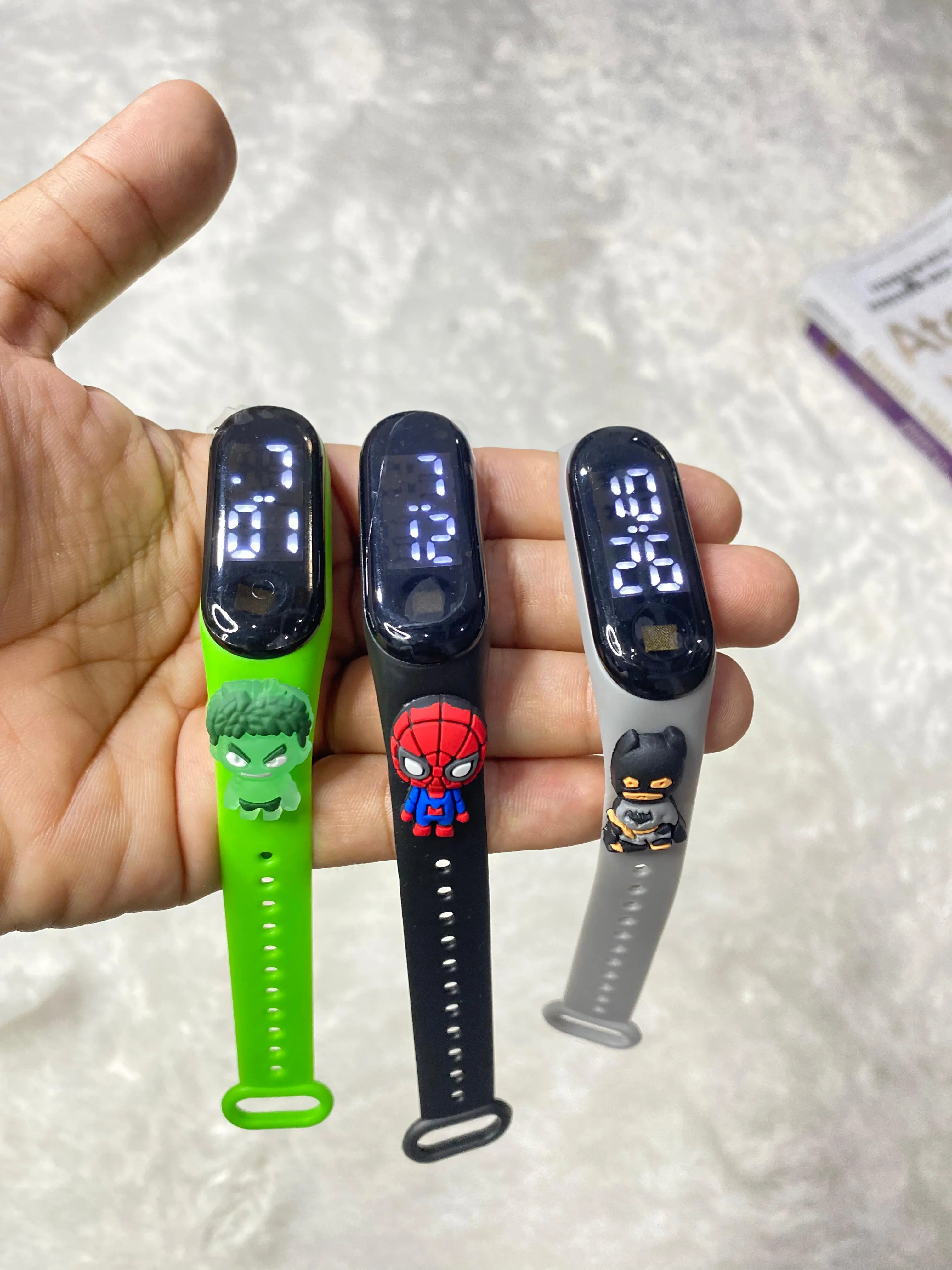 HADIAH JAM TANGAN LED untuk pembelian 2 stel KURTA YAZID