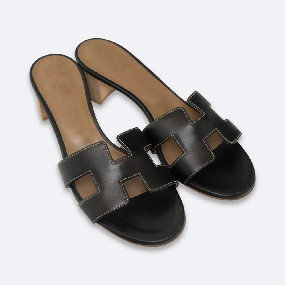 (PRE-OWNED) HERMES SANDALS OASIS EU 36.5 BLACK SWIFT