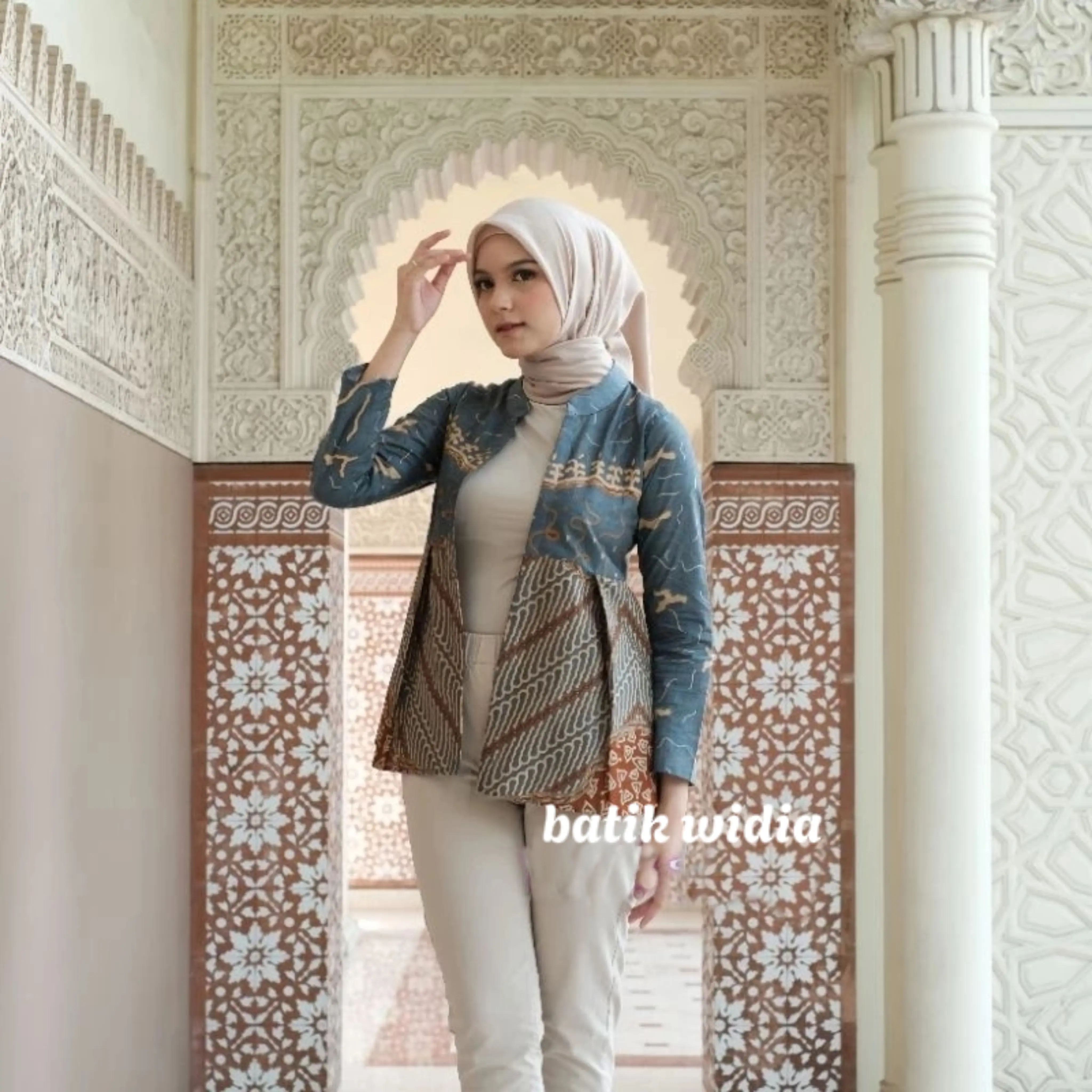 Outher Batik Wanita / Blazer Wanita Modern / Atasan Batik Kerja / Blazer Seno / Baju Kantor by Batik Widia Katun Motif