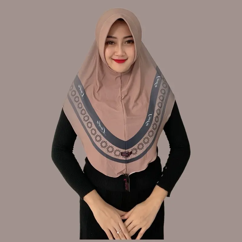 Indah Store - Hijab Instan Bergo Pet Motif Gisella By Laila Busa Lembut 3