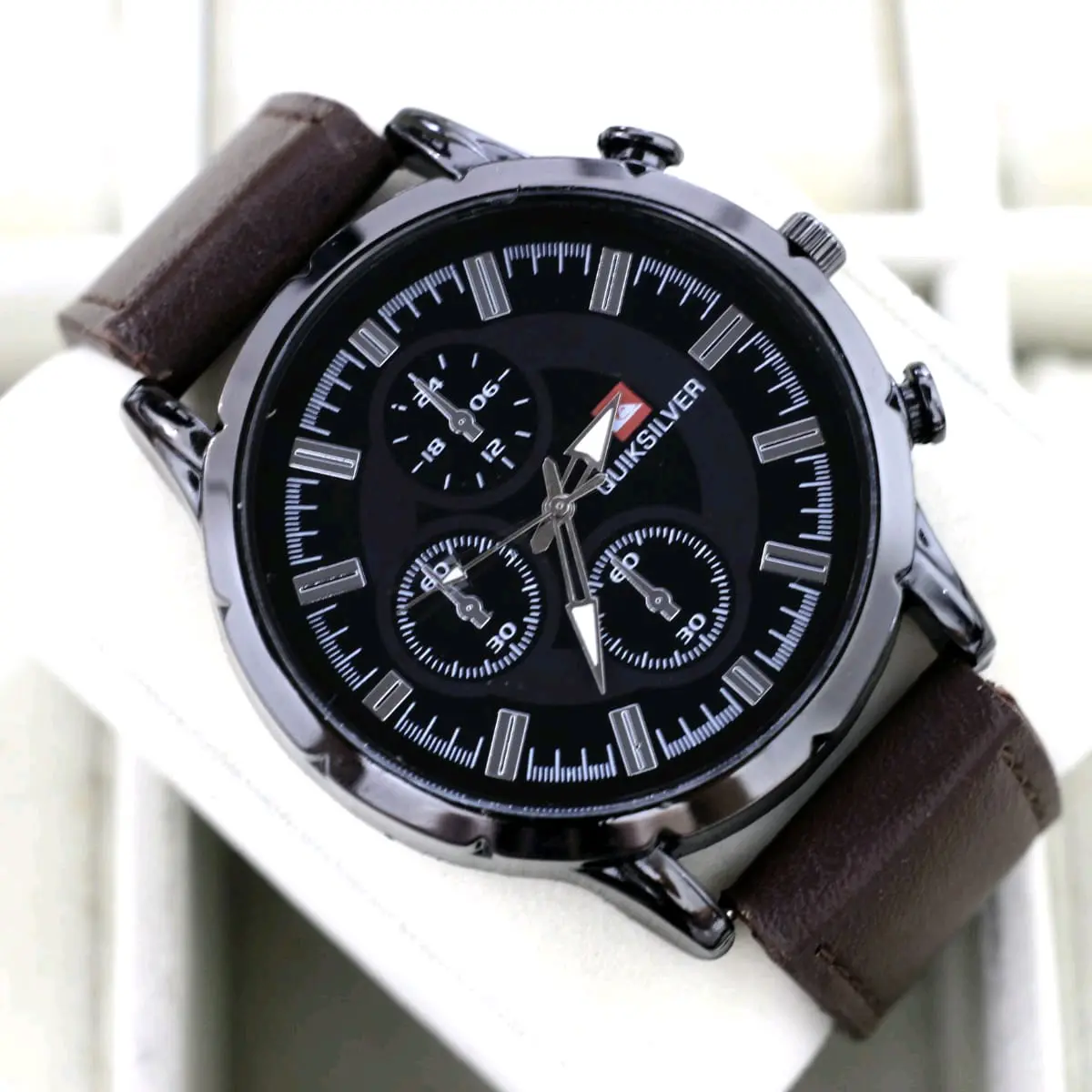 Fashion Jam Tangan Pria Swiss Army Analog Strap Rubber Original Terbaru Cod
