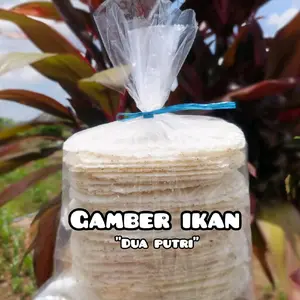 "Dua putri" krupuk gamber ikan khas Madura pasean. isi 45 lembar, Pedas, Snacks, Food, Kerupuk Cemilan Kering