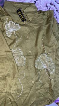 Product Review of Baju kemeja bunga bordiran katun twill from R**a A**a 1