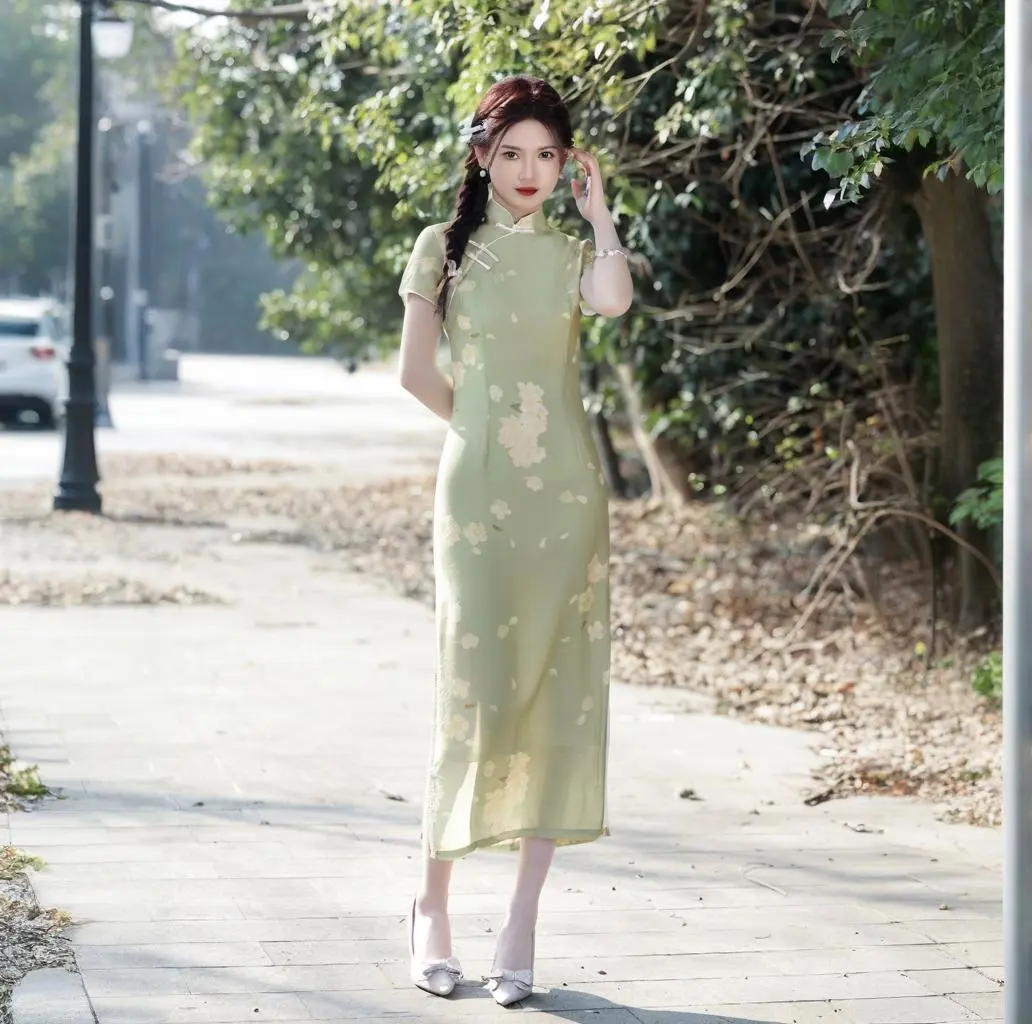 [New green flower printed short-sleeved cheongsam women] slim and long design, slim and elegant, suitable for women's daily/banquet wear, interpretation of oriental classical charm!