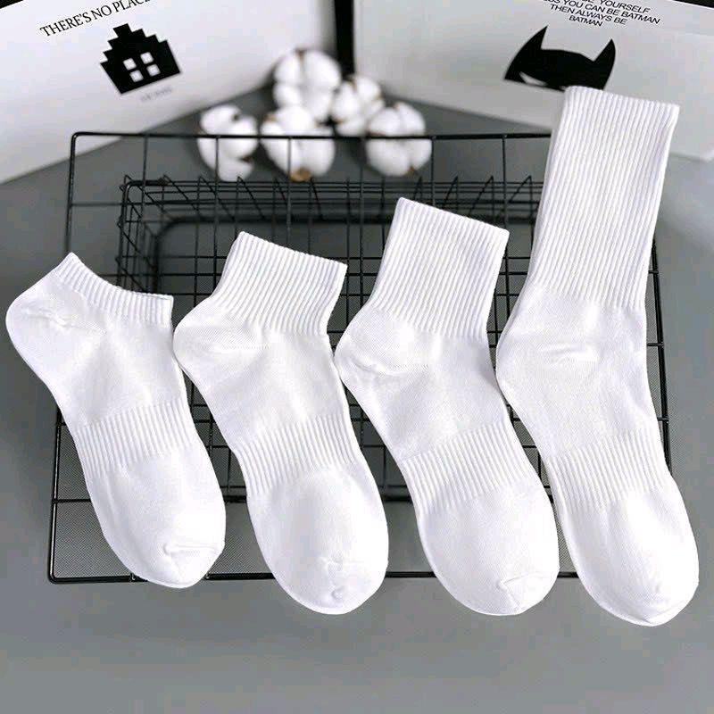 Tất Vớ Trơn Trắng ,Đen Thể Thao Nam Nữ , Cổ Ngắn Thời Trang Unisex Style Hàn Quốc. 1