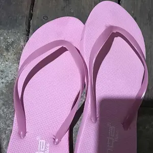 Anda Promo Beli 1 Gratis 1 Sandal Jepit Wanita Dewasa