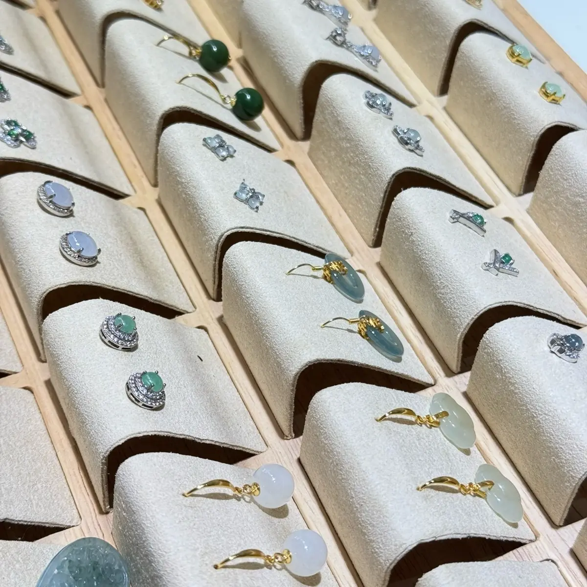 LIVE Product earring link