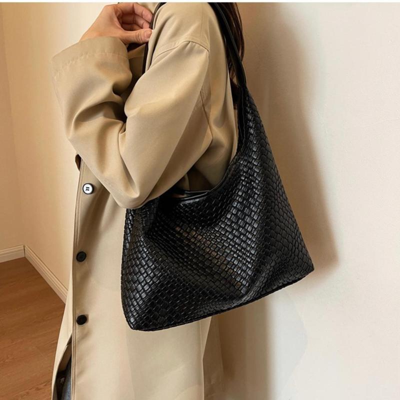 TOTE BAG WANITA TERBARU KULIAH KERJA HITAM GLOSSY PREMIUM QUALITY Totebag 4