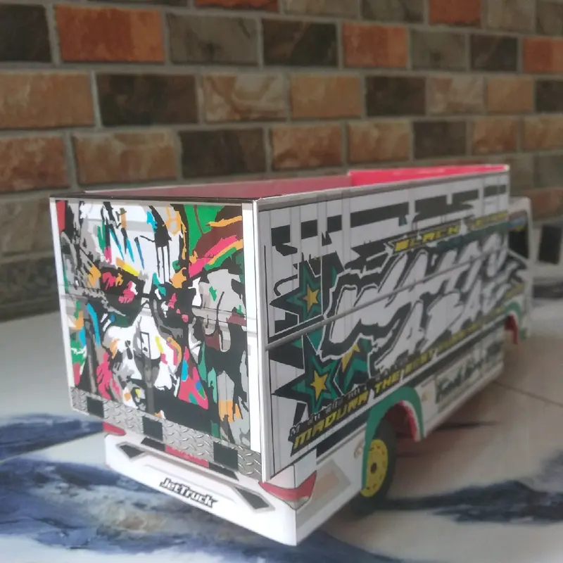 miniatur truk oleng Wahyu abadi putih 6