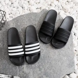 Sandal Slop Pria Sandal Slop motif Garis Bahan Karet