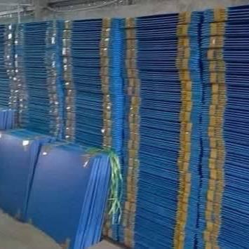 Khay chuồng gà, khay nhựa chuồng gà, khay đựng cát 1