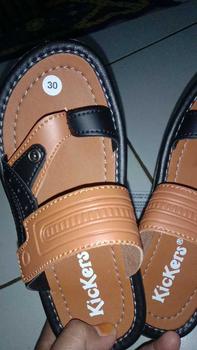 Product Review of Sandal Anak / Sandal Ank kickrs /Sandal Ank Kulit/ Sandal Anak SD/ Sandal Japit Motif 2 Warna/ size 28-37 Usia 3-10 Tahun Sepatu Fashion Karet from k**u n**a 3