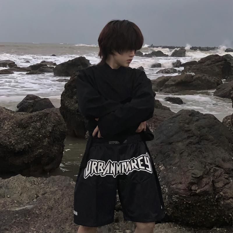  Quần Short Unisex URBAN MONKEY Basic Short Black Phối Màu Đen 