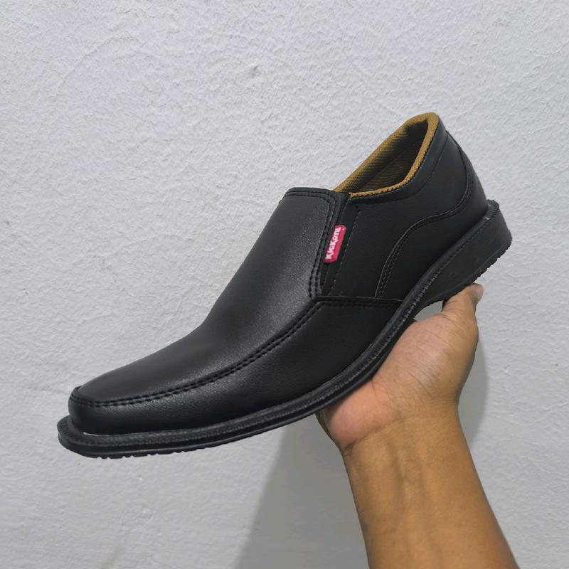 Sepatu Pria Formal Fantovel Karet Elastis Slip on Untuk Segala Acara Formal atau Kerja 3