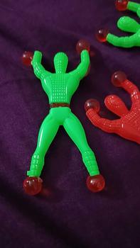 Product Review of Flexible Climb Sticky Men Wall Toy Kids Toys Climbing Flip Plastic Man Sticky Toys Gift kanak budak Hadiah Gift Silicone Man Red from S**i 2