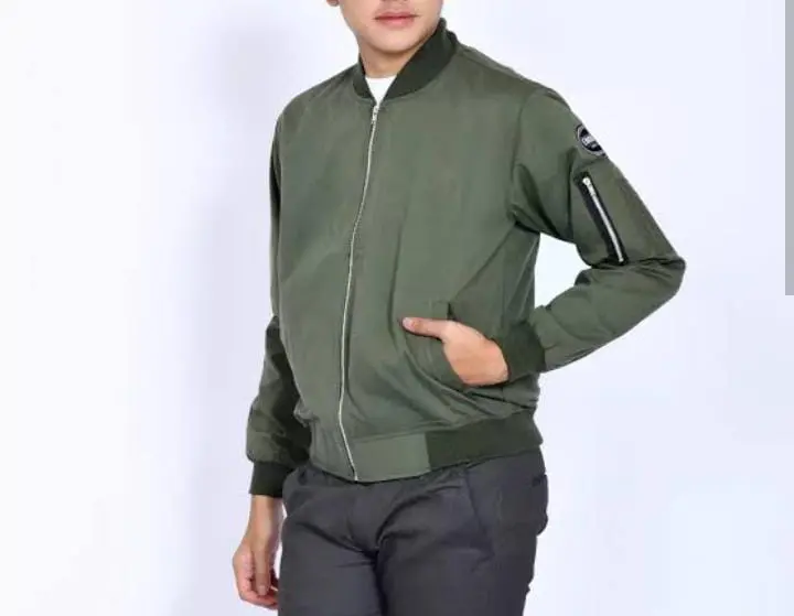 Jaket BOMBER _POLYESTER/Jaket Parasut Polos Pria Wanita/Bisa Di Pakai Bulak Balik/Size M L XL XXL 1