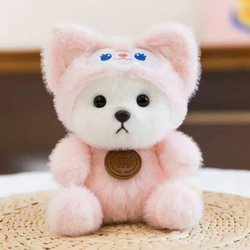 lena cáo đeo thẻ