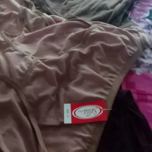 Warna Gelap - Celana Dalam Wanita SellaTex Paket Selusin - CD Merdeka