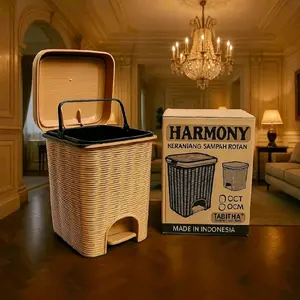 Thabita Harmony Tempat Sampah Injak Ukuran 15Liter Keranjang Sampah Rotan Made in Indonesia Plastik