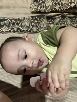 Product Review of Baby Hair Serum Ummialya | Pelebat Rambut Bayi | Minyak Rambut Bayi Lavender from M**a Z**✨ 2