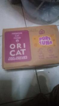 Product Review of ORI CAT wet food pouch / sachet isi 12 pcs - Makanan basah kucing MURAH from "**k J** 1