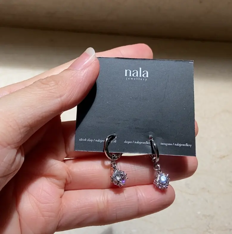 Nala Jewellery - CALLA - Zirconia 4A++ Premium Earrings - Anting Hoop Wanita Rhodium Zircon Hypoallergenic Anti Karat Luntur Emas Putih Berlian Asli Cewek AksesorisFashion Korea Tusuk Giwang