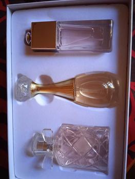 Product Review of MAIDENN ANNA 3IN1 I EDP Perfume Wanita White Gold 30Ml from S**y F**i 0