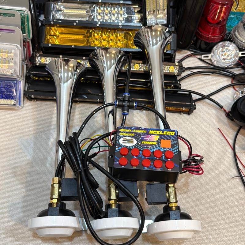  Còi hơi 3 loa âm thanh to rõ dùng chung 12v và 24v 