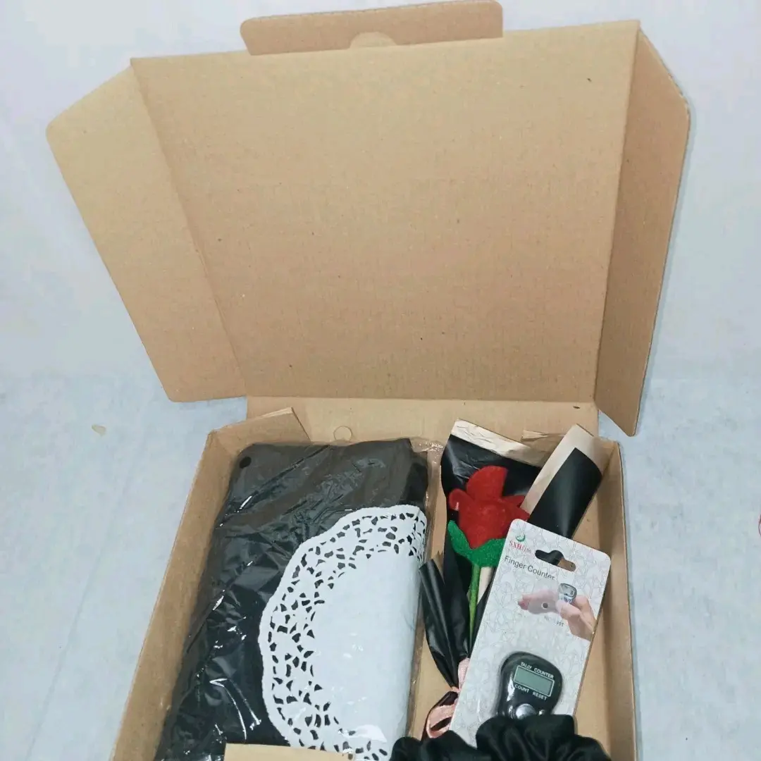 kado hampers hijab wanita