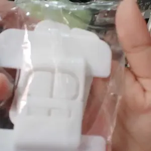 [BEC] Kait Pengunci Pintu Kulkas Alat Penutup Otomatis Desain Kait Ganda Pengaman Anti Buka Safety Lock Pengunci Pintu Multifungsi