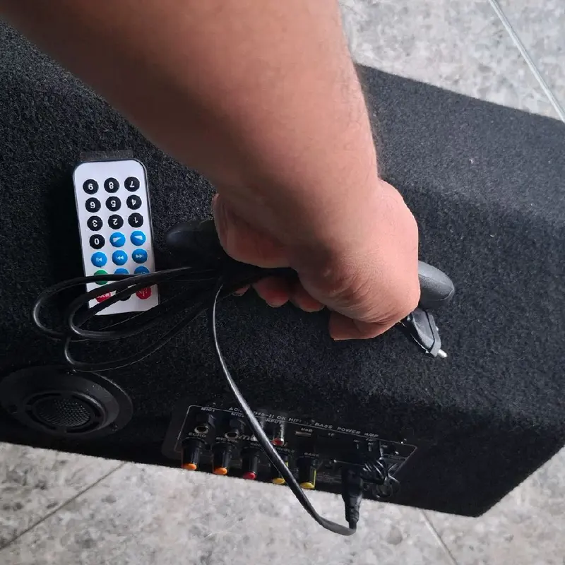 Speaker Sepikar Aktif 10 Inch Portable AC/DC Karaoke + echo Bluetooth 1