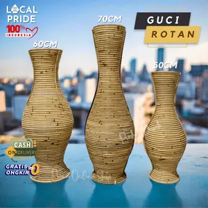 Vas Bunga Guci Rotan 60cm untuk Hiasan Ruang Tamu - Dekorasi Alami yang Elegan untuk Hadiah, Kado