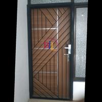Gambar pintu tralis kawat nyamuk . pintu pengaman . pager . kanopi . railing dari Bilshop Las Kota Bekasi 2 Tokopedia