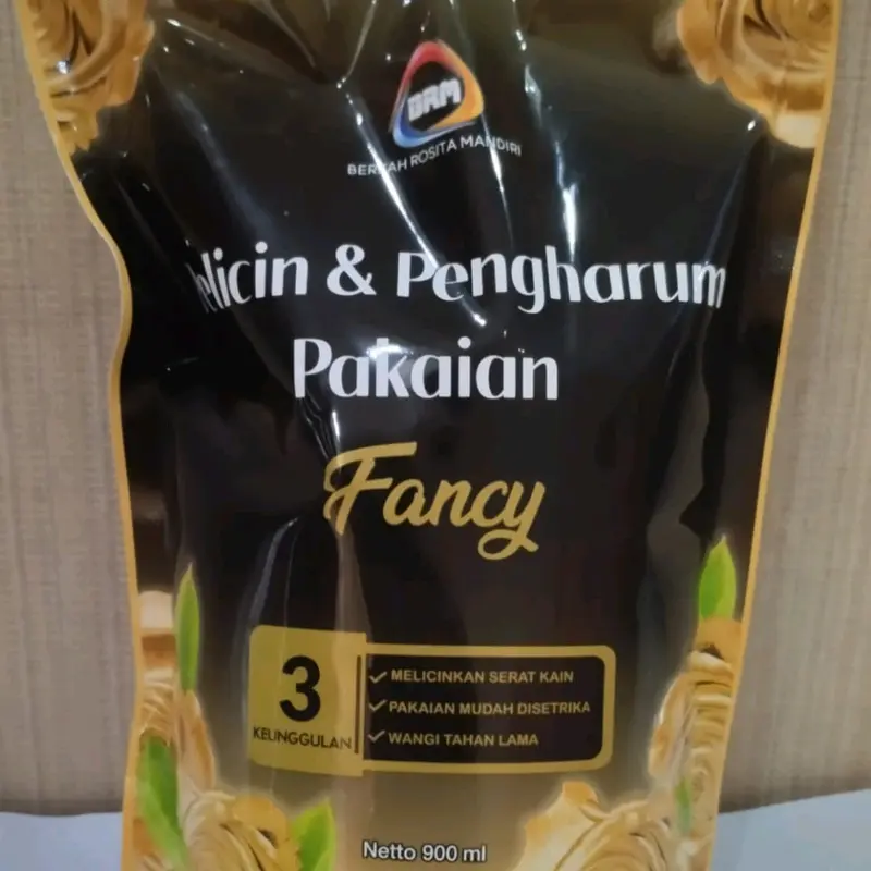 BRM Pelicin dan Pengharum Pakaian Refill 800ml 3