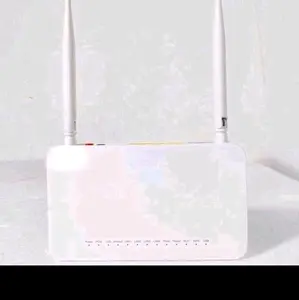 MODEM / ROUTER ZT€ F609 V3 + ADAPTOR