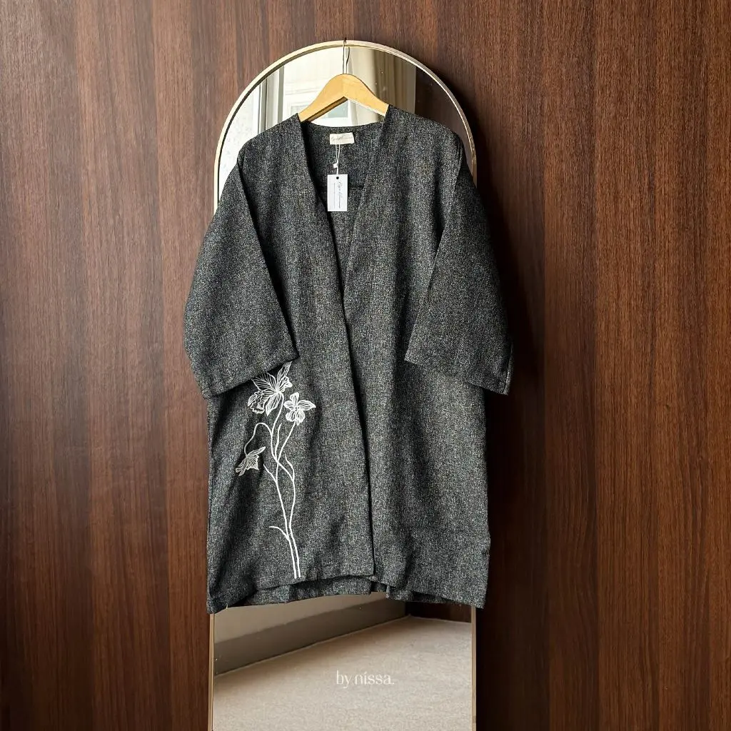 Bynissa - PERTIWI OUTER - Pakaian Wanita - Outerwear - Outer Bordir Bunga Lengan Panjang