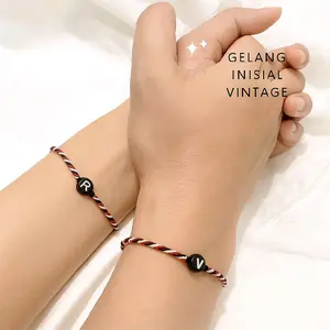 Gelang Tridatu Vintage Inisial Nama A-Z | Gelang Tali Merah Hitam Putih Estetik Simpel  Cewek Cowok Bracelets Aksesoris Pria Wanita