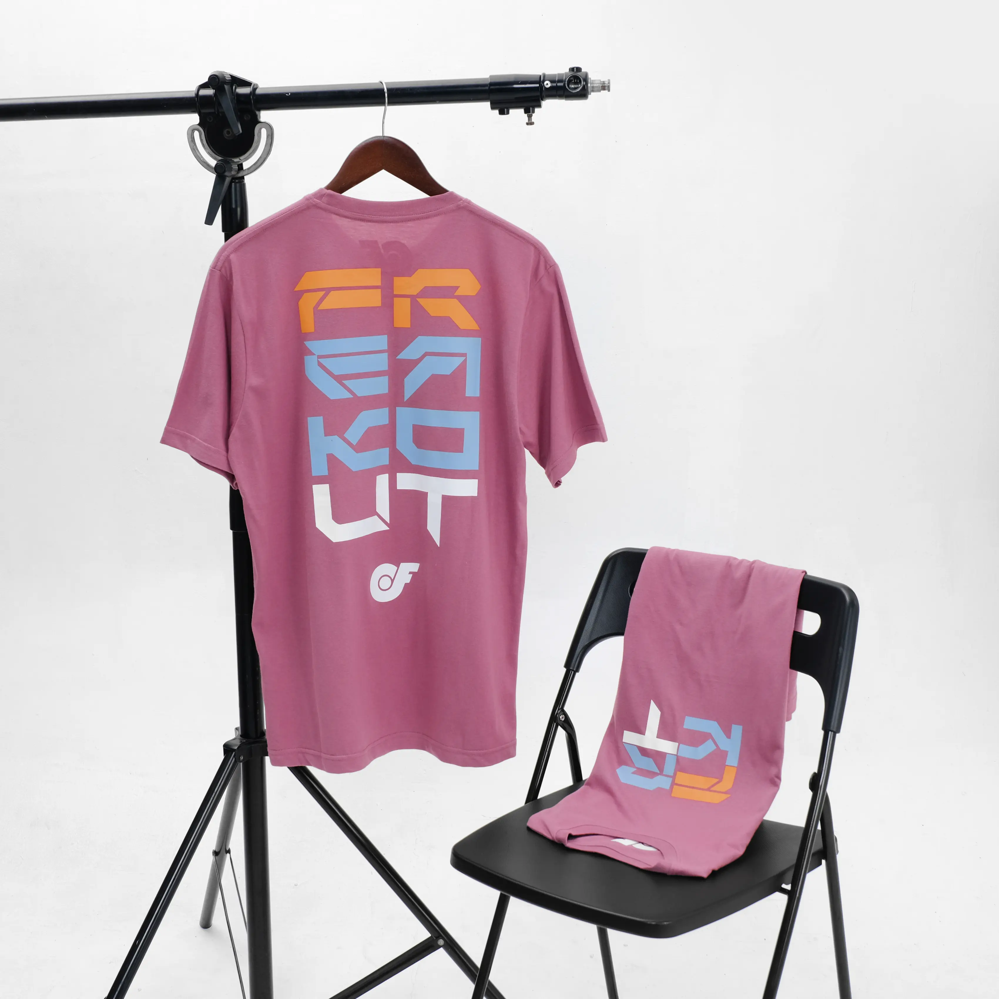 Freakout T-shirt Kaos Unisex Reguler-Big Size Jumbo M L XL 2XL 3XL 4XL Combed Hitam Navy Nyaman Baju Distro Katun Sablon Pria Pendek Stiker Vintage Putih Keren