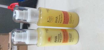 Product Review of [100ml] WHITE INC AHA Body Lotion to Whitening & Moisturising | Hand Body Lotion Pencerah Mencerahkan Melembabkan Sebagai Body Booster |  Arbutin, Glycolic, Niacinamide from s**~ 2