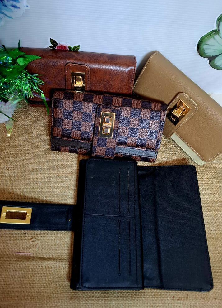 Product Introduction of Dompet Kulit Wanita dengan Kancing Putar dan Kartu - Cewek Muat Hp Uang 18