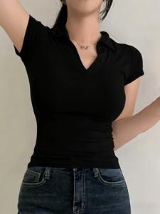 Camiseta de mujer lisa con ajuste entallado, cintura marcada, manga corta y cuello polo; estilo Y2K para primavera/verano, cómoda y versátil
