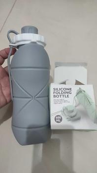 Product Review of Botol Air Minum Lipat Portable Bahan Silikon Ukuran 600ml Untuk Olahraga Outdoor/Simple Style Travel Cup Easy Storage Folding Cup for Student/Travel Bundling Origami Bottle from E**. 2
