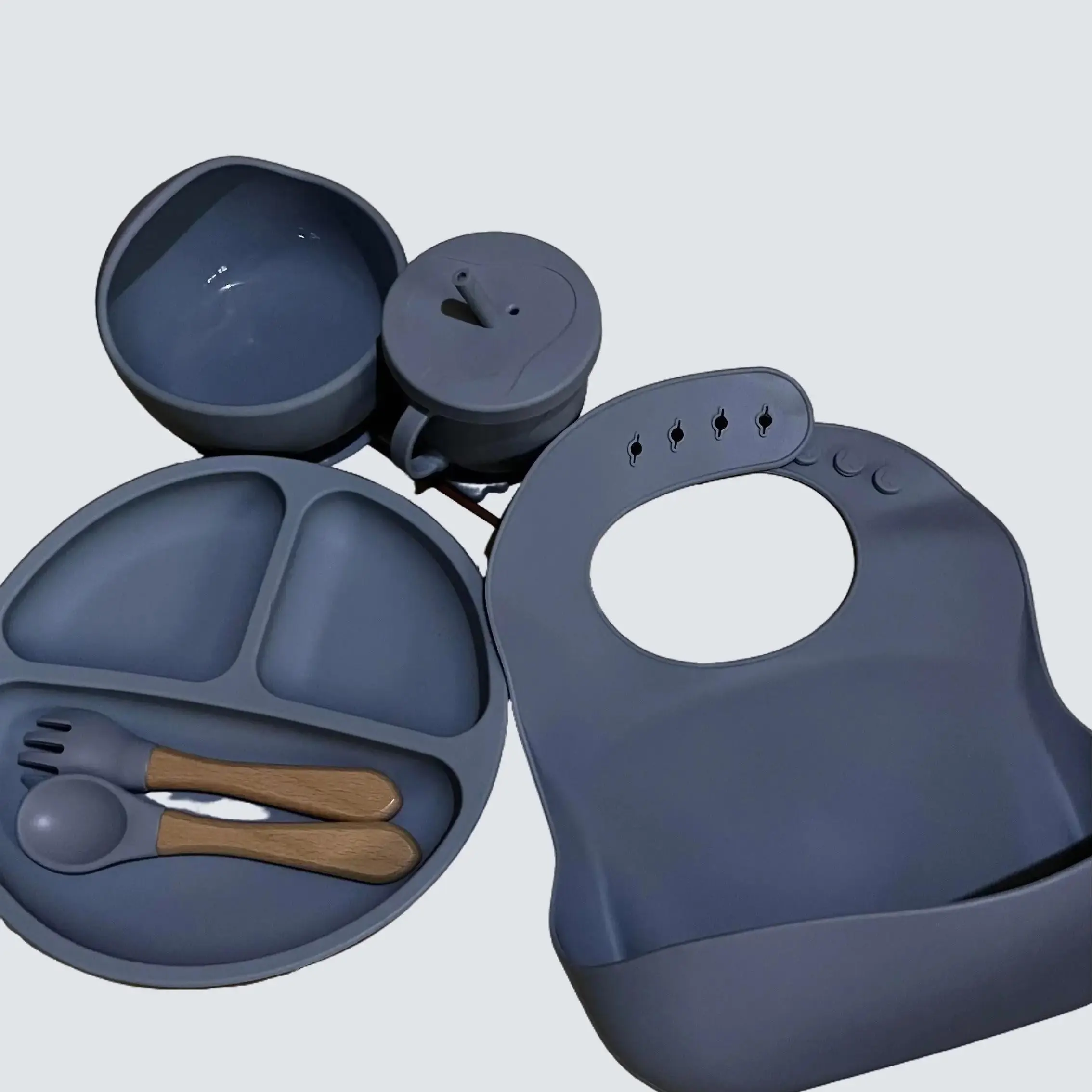 Alat Makan Bayi Set dengan Mangkuk Divisi, Sendok, Garpu, dan Sarung Tangan Anti Tumpah