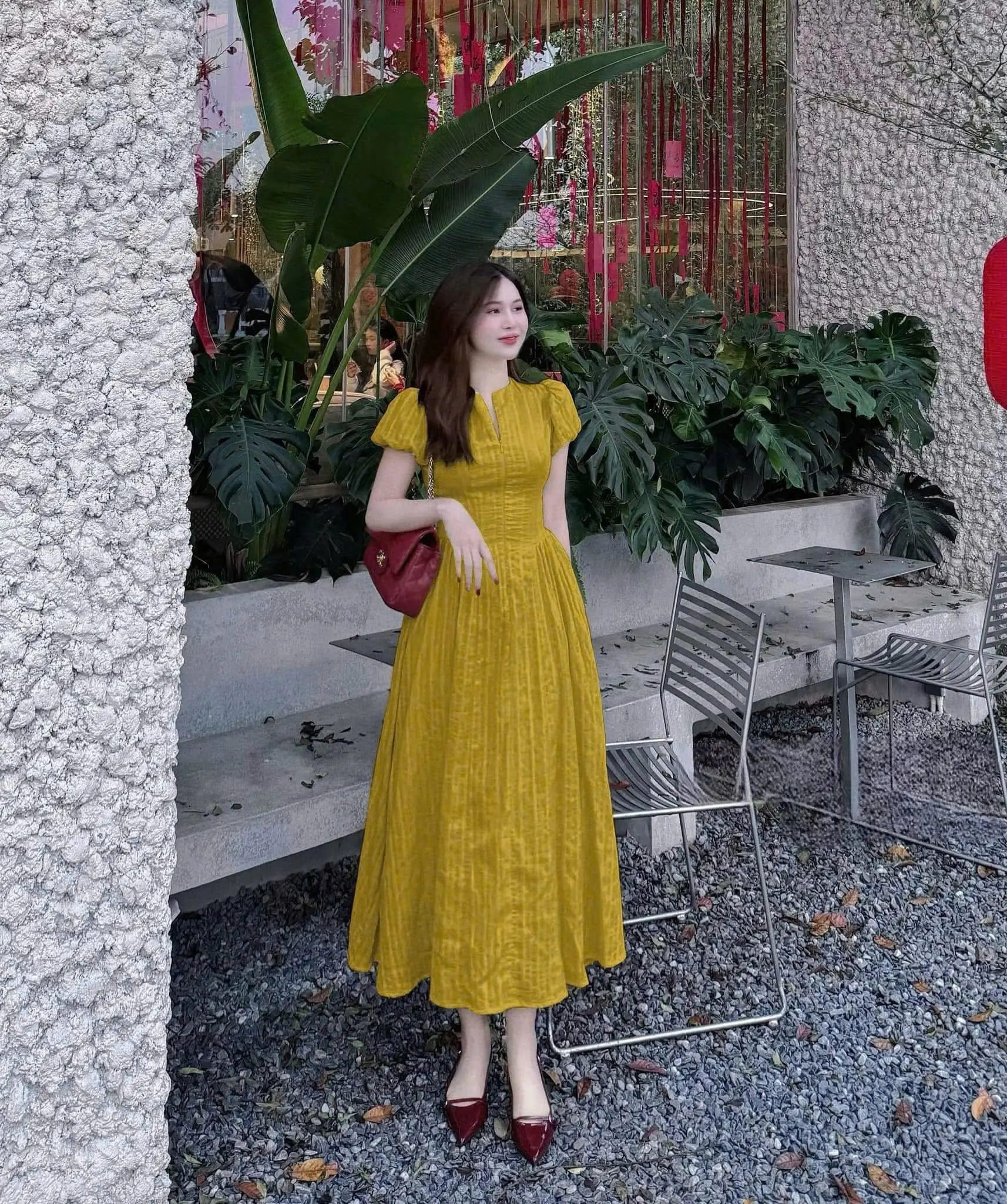 A16 váy 2 lớp thêu hoa lót lụa mềm mại thoáng mát
