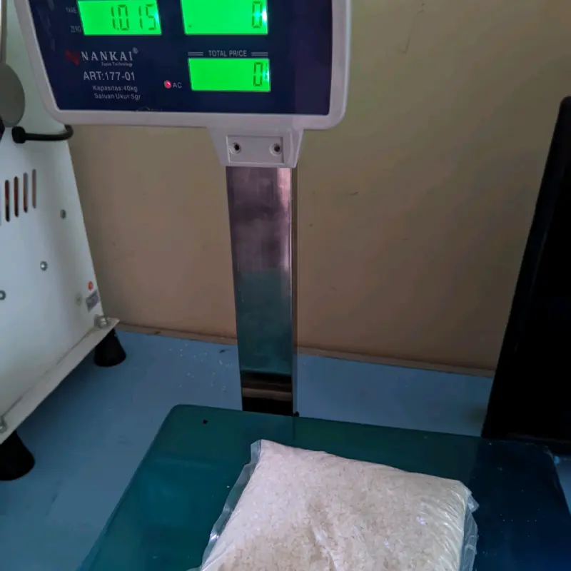 Pasir Silika Pasir Hias Akuarium/ Aquascape ±1kg 1