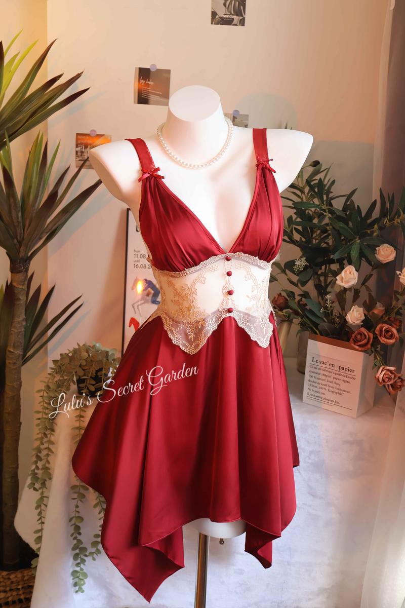Product Introduction of LULU 1053-Sexy Lace Hollow Solid Color Seductive Camisole Nightdress and Robe Set for Women - Homewear 8